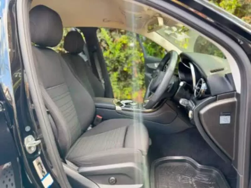Mercedes-Benz GLC 220   - 2019