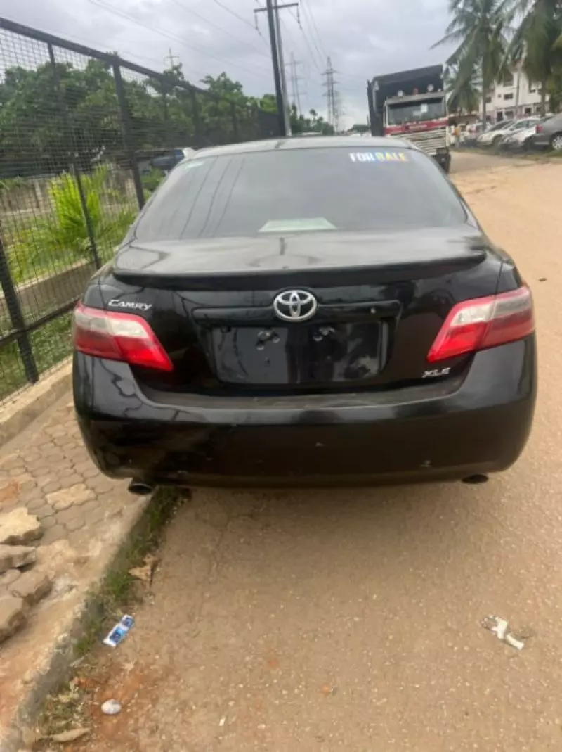 Toyota Camry   - 2007