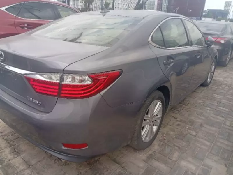 Lexus ES 350   - 2013