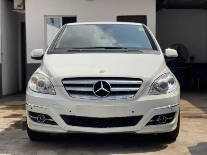 Mercedes-Benz GLK-Class   - 2011