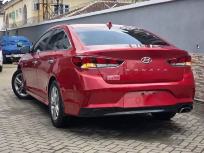 Hyundai Sonata   - 2019