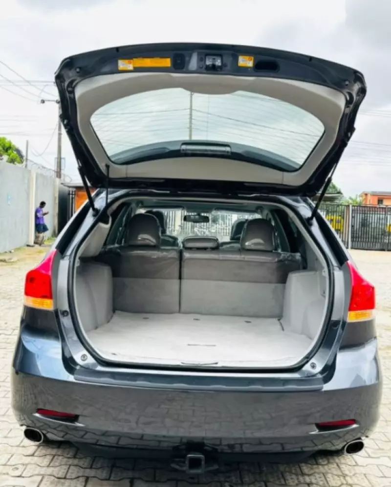 TOYOTA Venza - 2012
