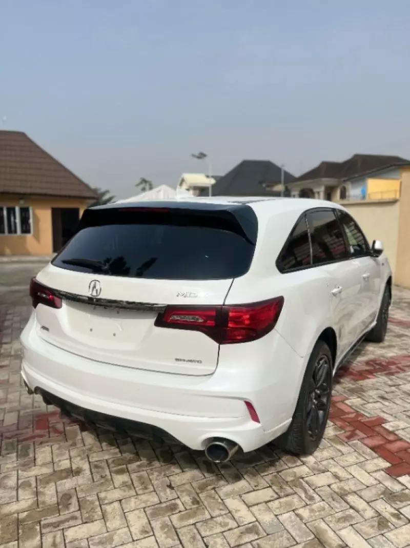 Acura MDX   - 2020