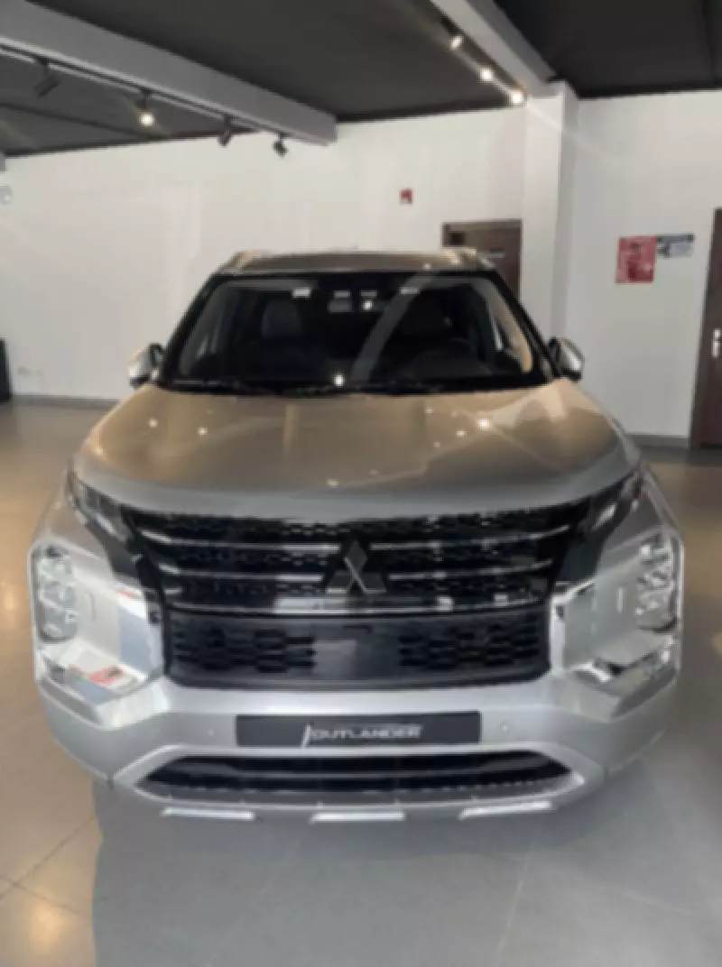 Mitsubishi New Outlander   - 2025