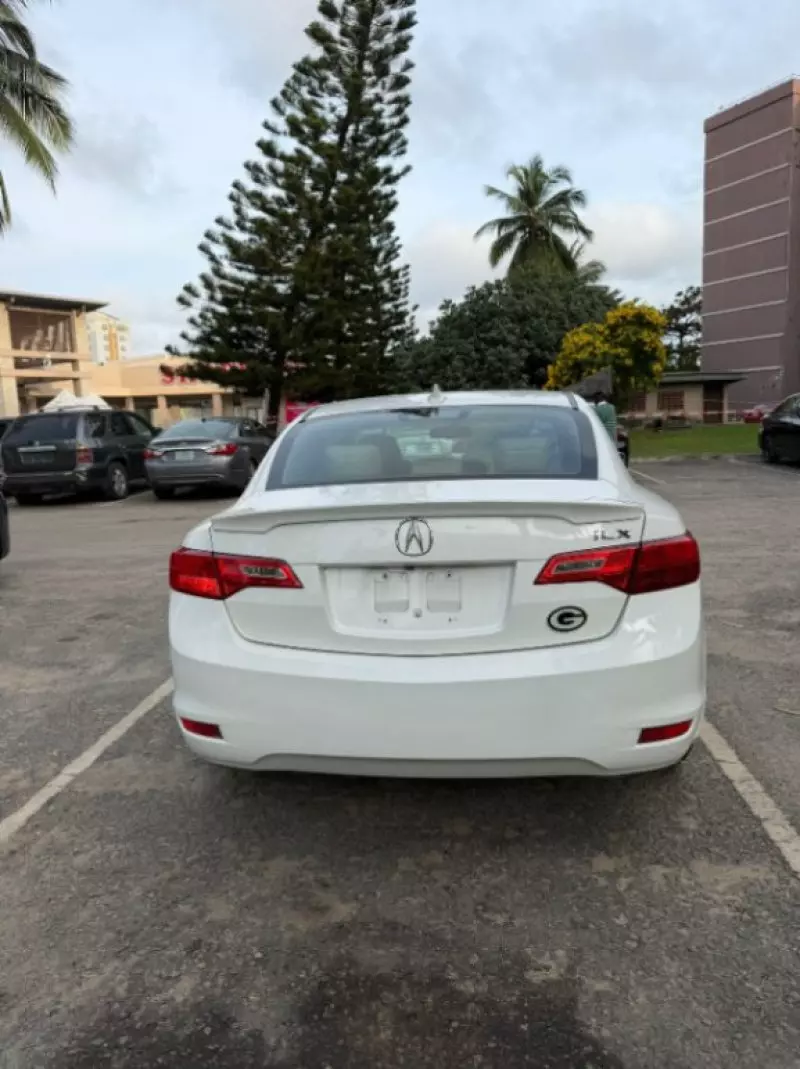 Acura ILX - 2014