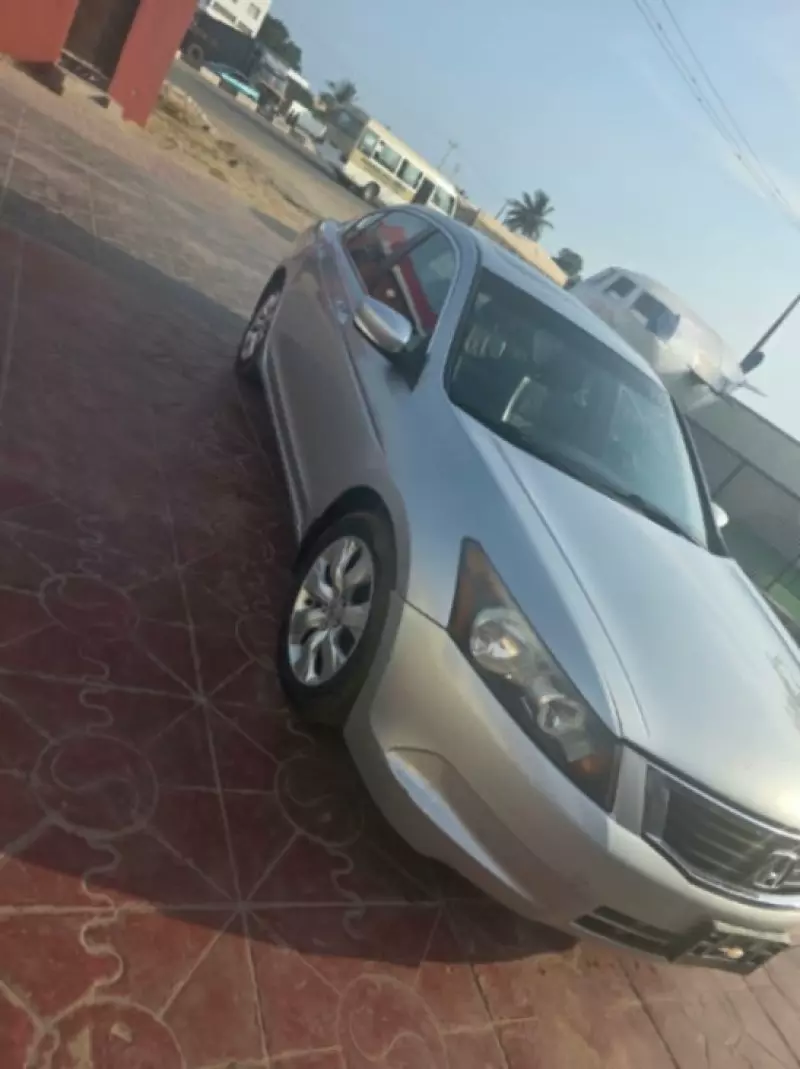 Honda Accord   - 2009