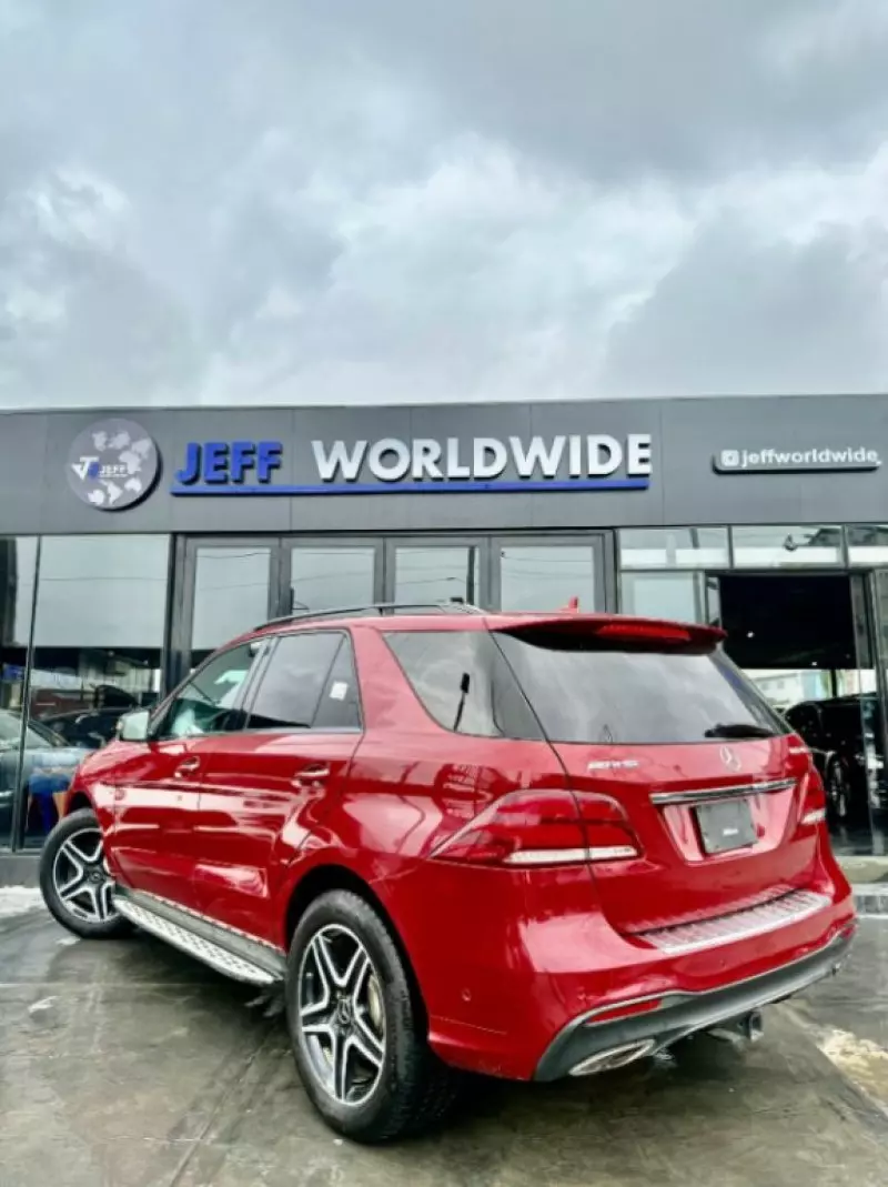Mercedes-Benz GLE 43 AMG   - 2017