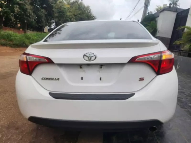 TOYOTA Corolla   - 2014