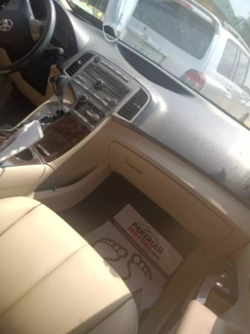 Toyota Venza   - 2010