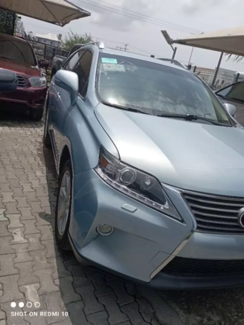 Toyota Lexus RX 350h - 2013