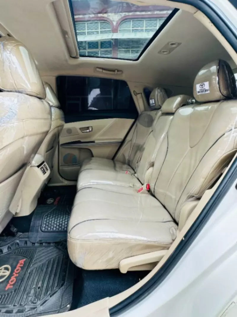 Toyota Venza   - 2010