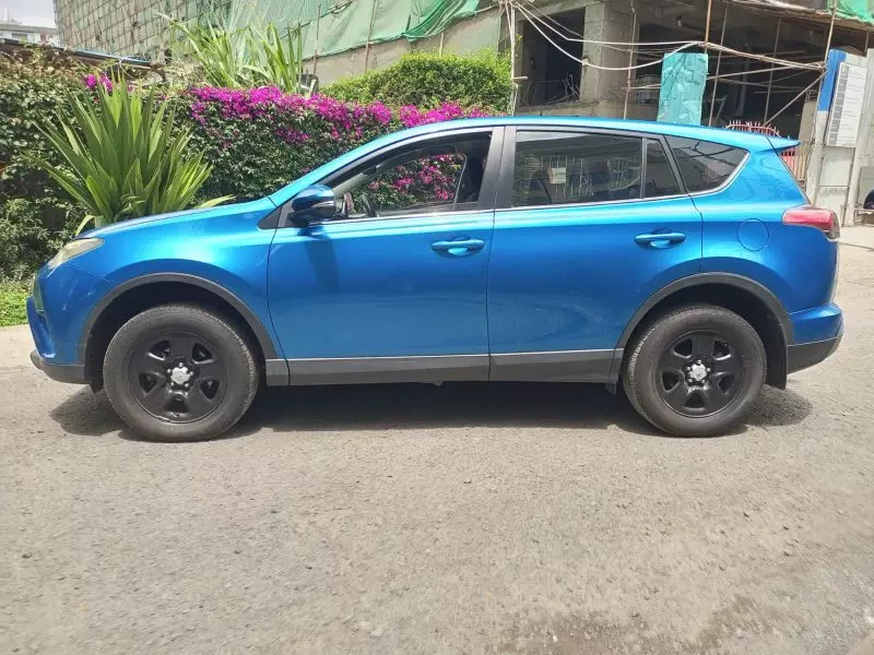 TOYOTA RAV 4   - 2017