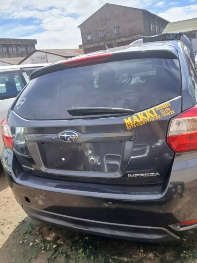 Subaru Impreza   - 2012