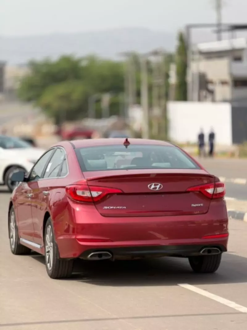 Hyundai Sonata - 2015
