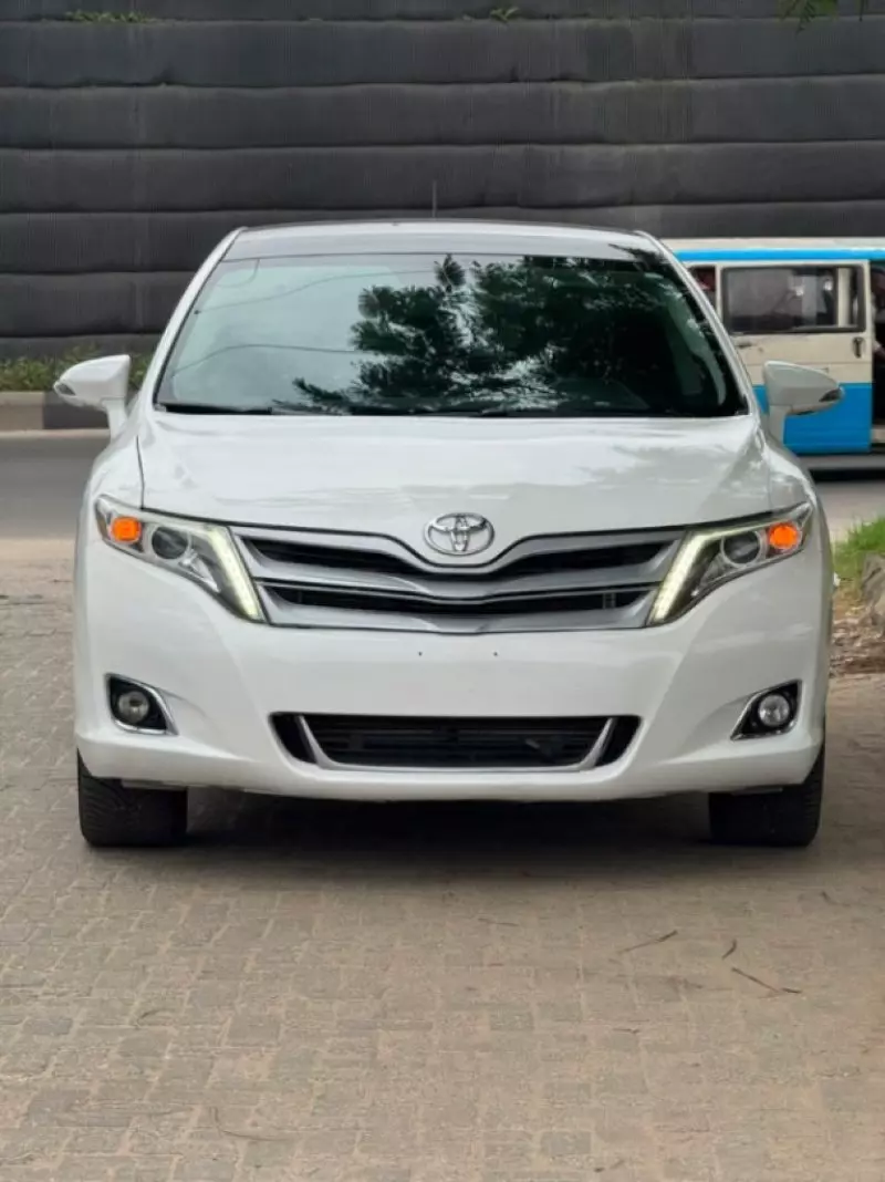 TOYOTA Venza   - 2013
