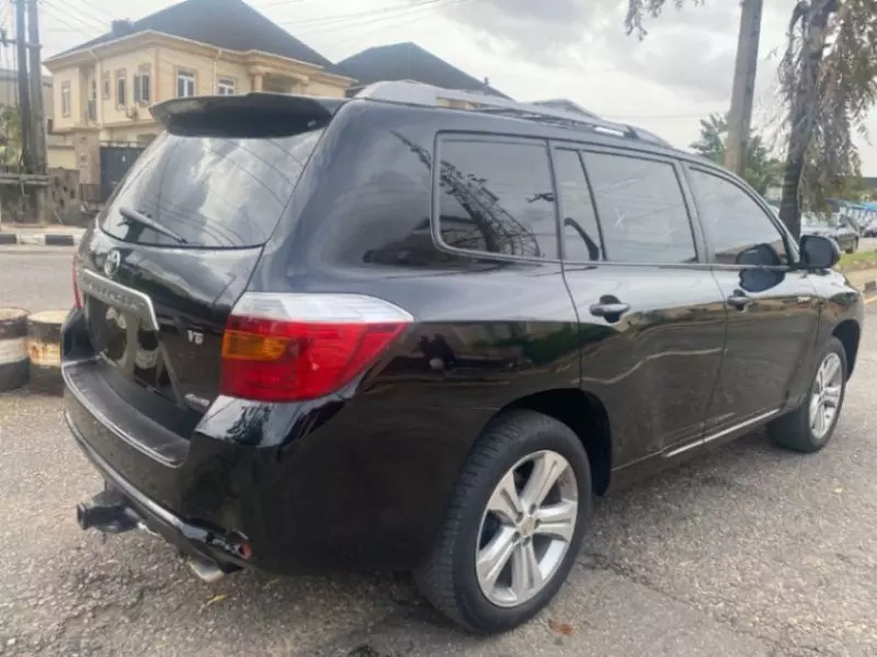 Toyota Highlander   - 2008