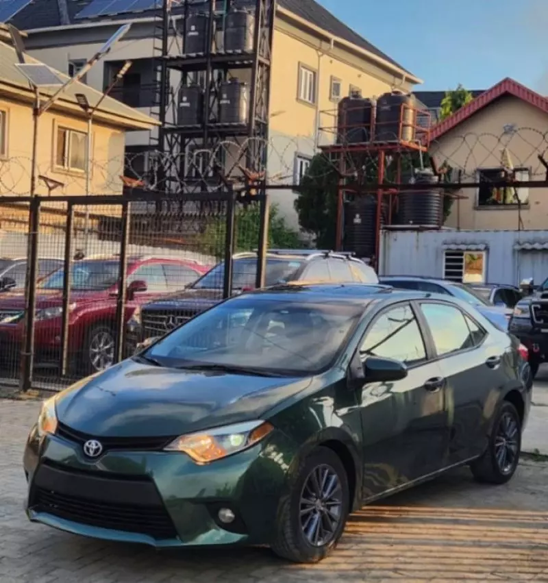 TOYOTA Corolla   - 2016