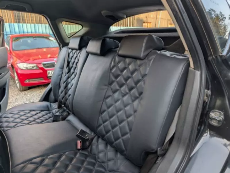 Nissan Qashqai   - 2010