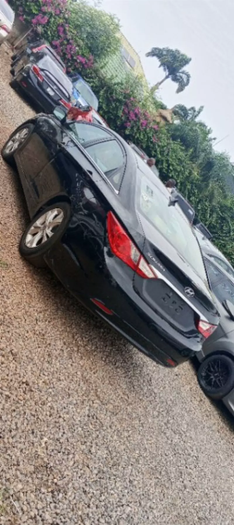 Hyundai Sonata   - 2011