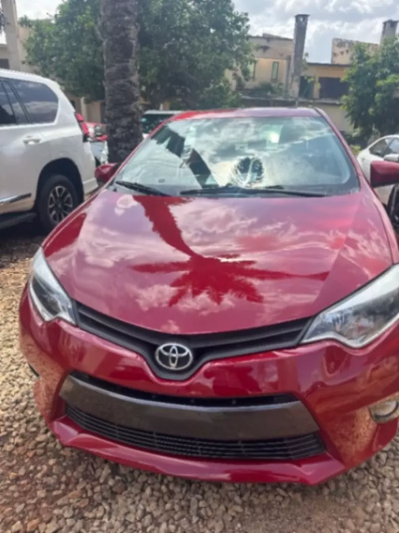 Toyota Corolla   - 2013