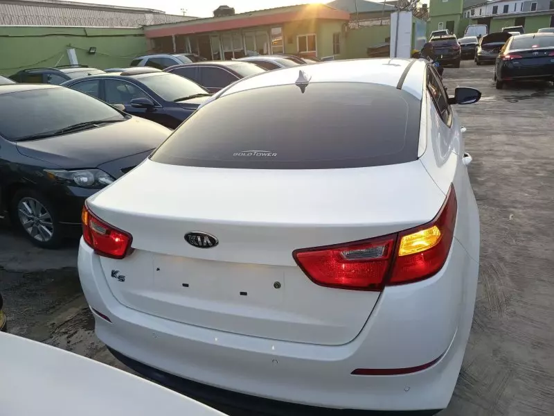 KIA K5   - 2015