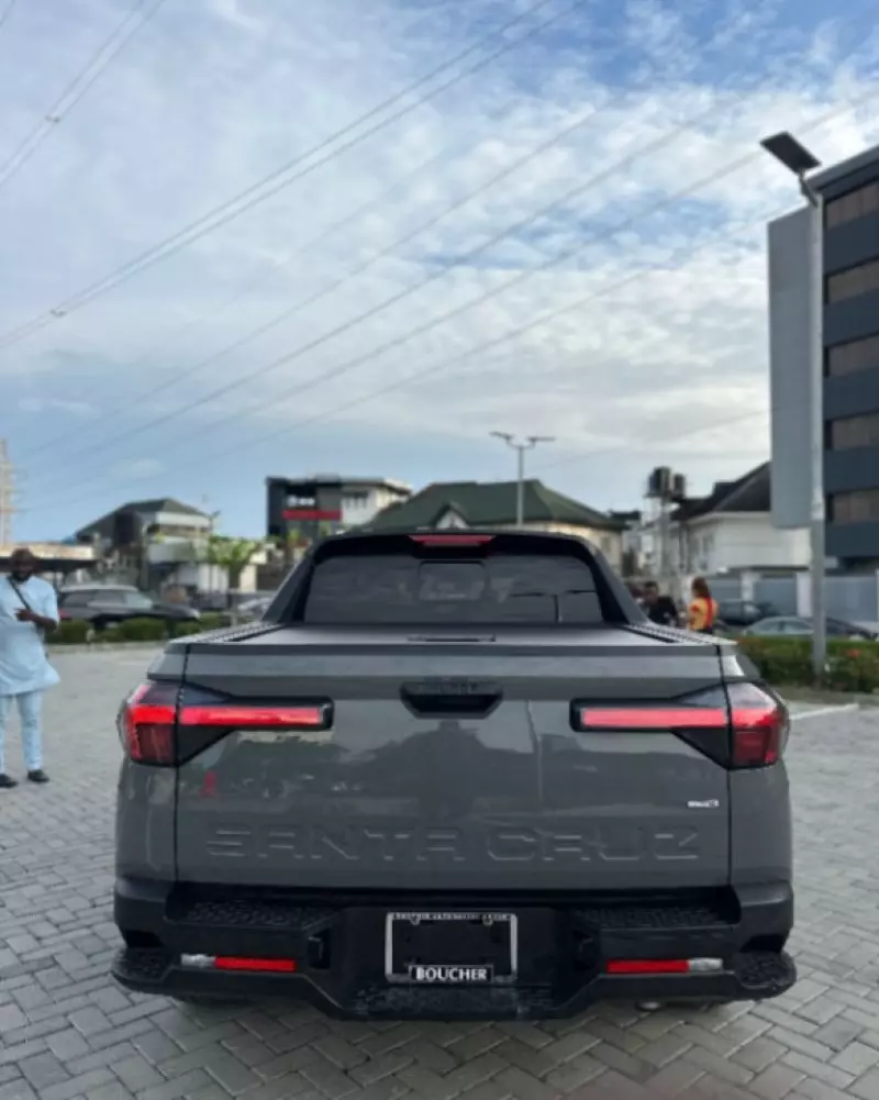 Hyundai Santa Cruz   - 2024
