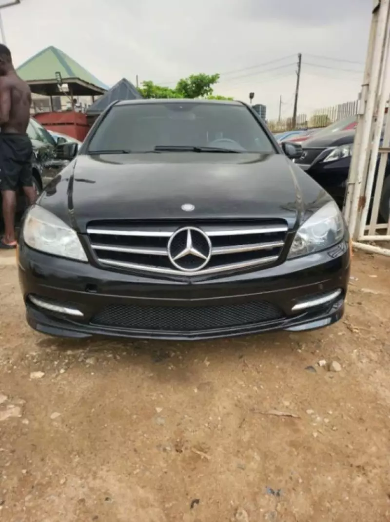 Mercedes-Benz C-Class   - 2011