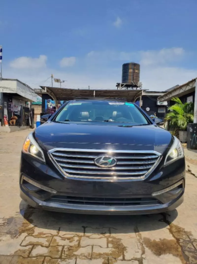 Hyundai Sonata   - 2015