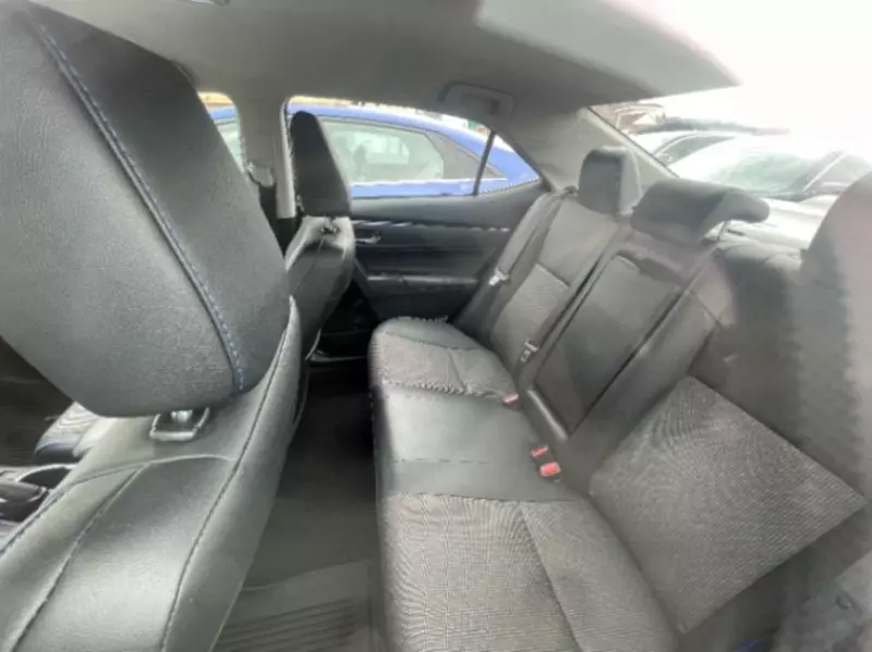 TOYOTA Corolla   - 2018
