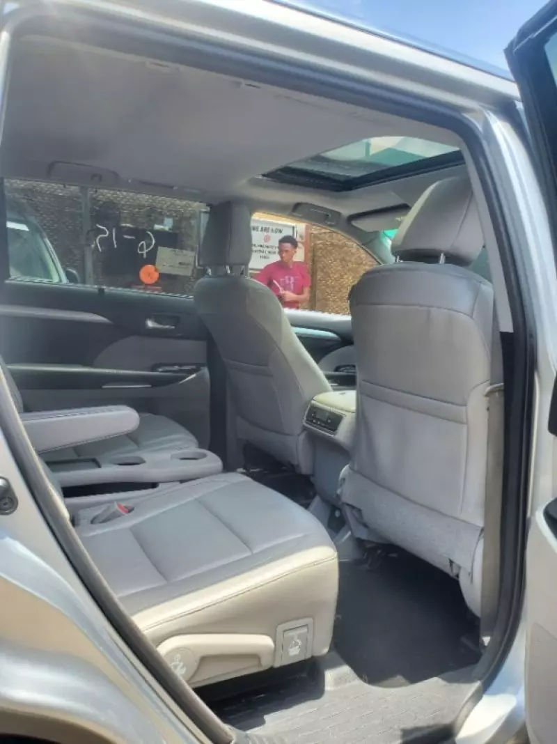 TOYOTA Highlander   - 2015