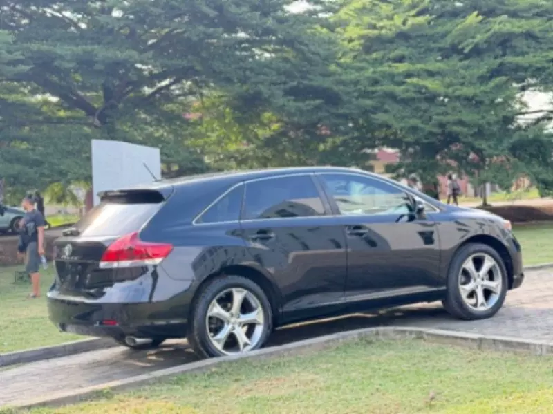 TOYOTA Venza   - 2014