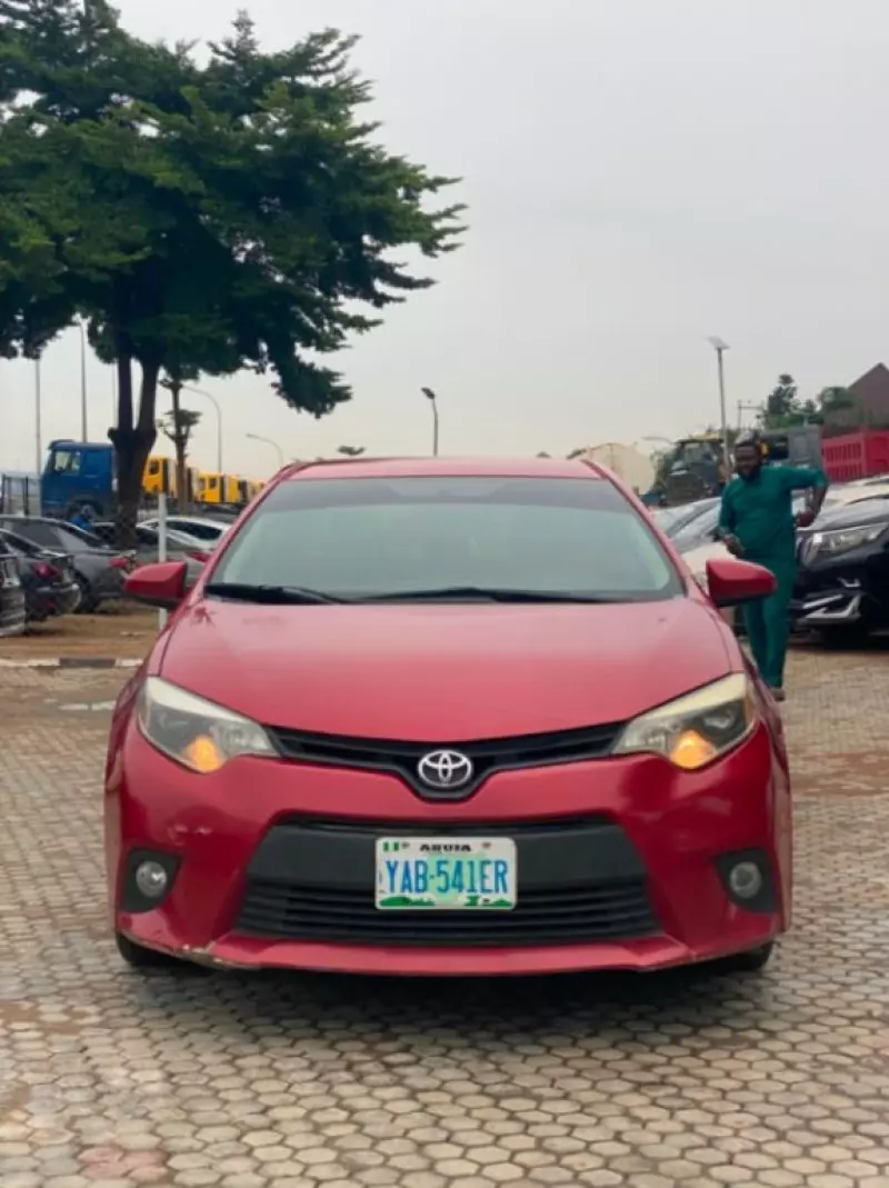 TOYOTA Corolla   - 2016