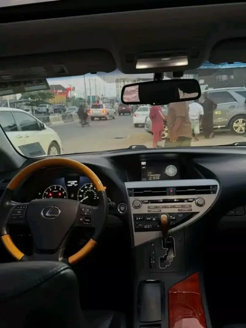 Lexus RX 350   - 2011