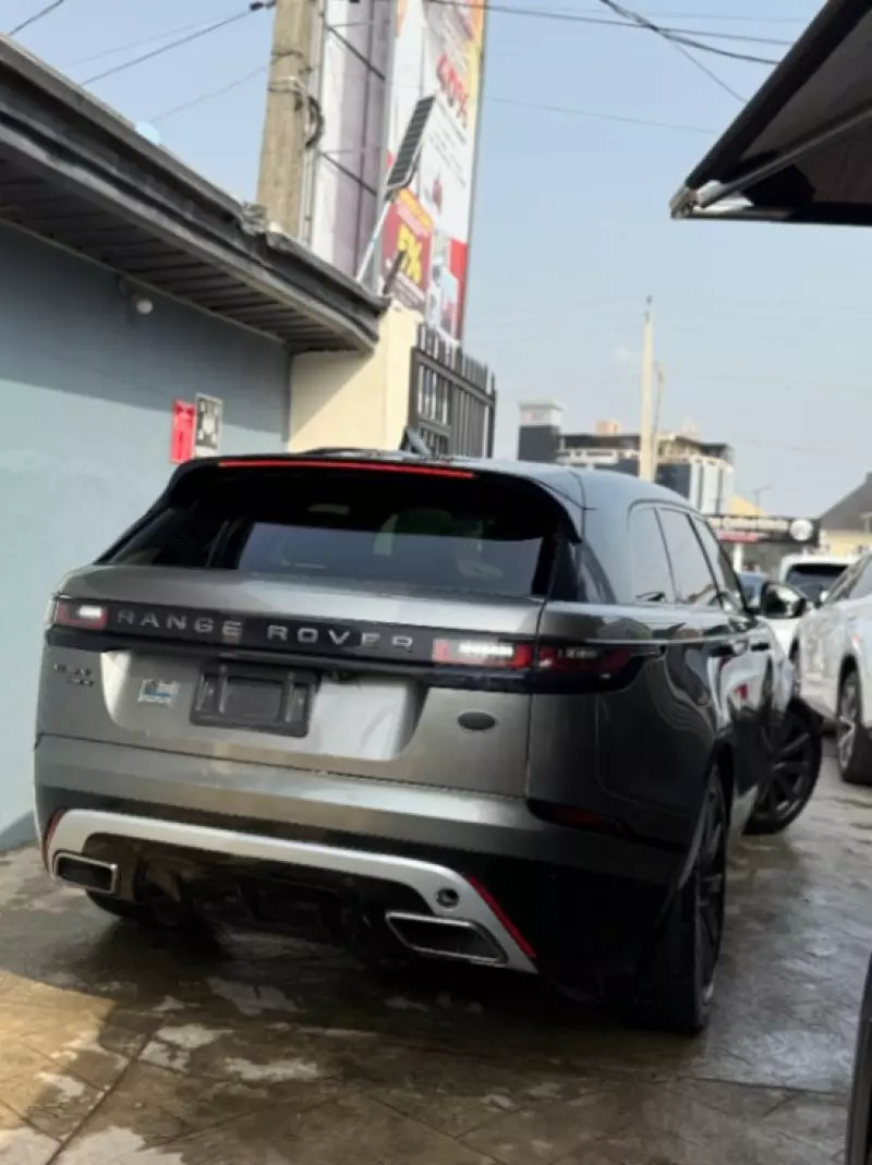 Land Rover Range Rover Velar   - 2018
