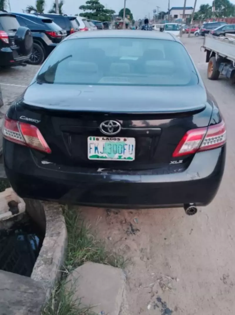 Toyota Camry   - 2007