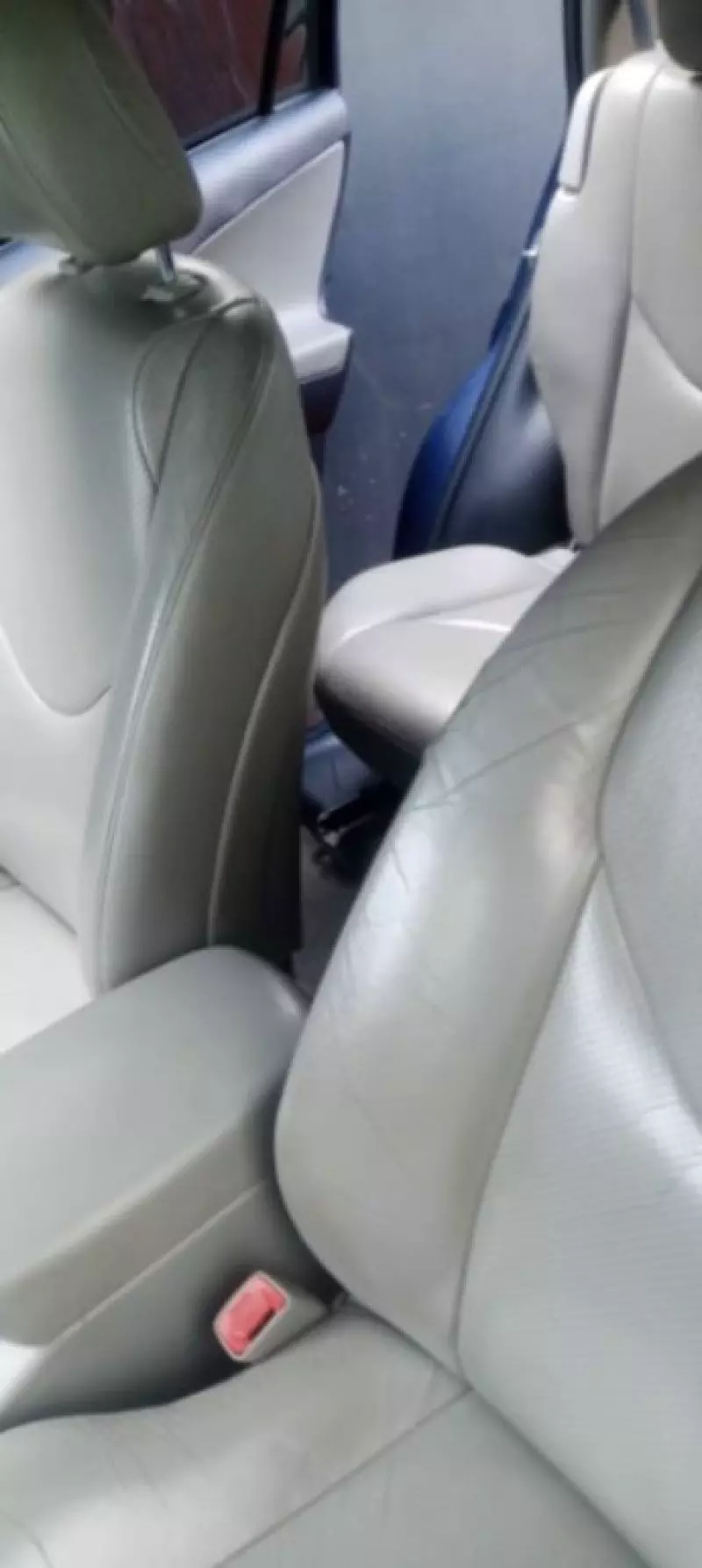 Toyota RAV4 - 2012