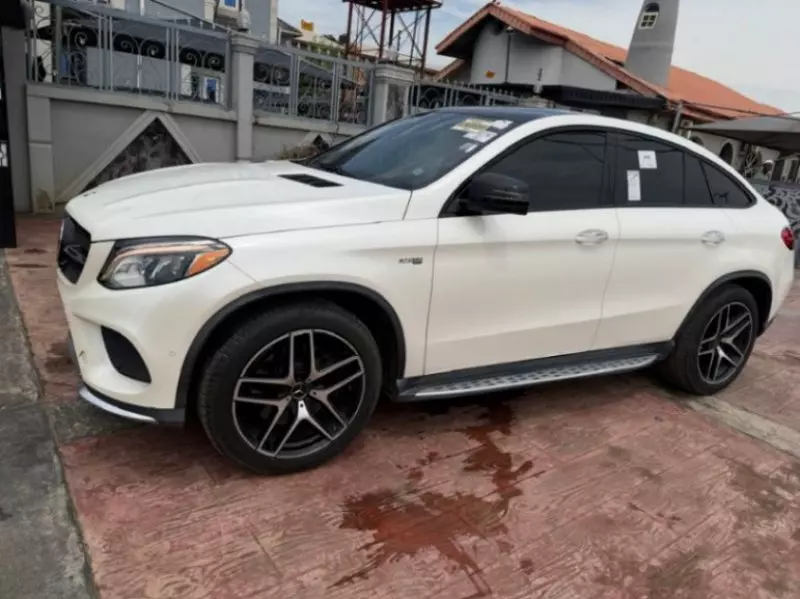 Mercedes-Benz GLE-Class - 2017