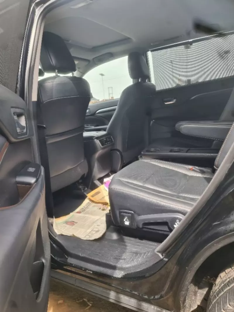TOYOTA Highlander   - 2018