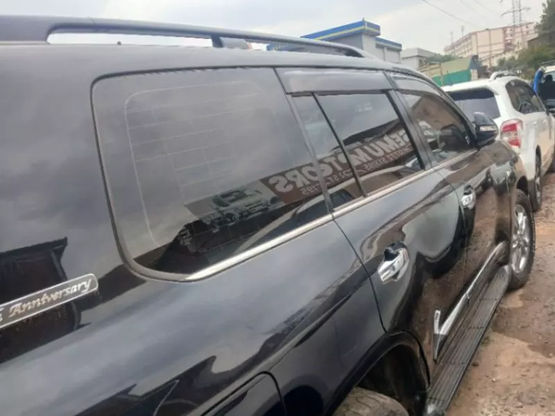 TOYOTA LANDCRUISER VXR   - 2013