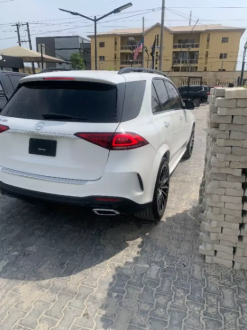 Mercedes-Benz GLE 350   - 2021