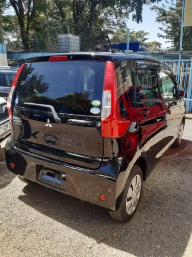 Mitsubishi wagon - 2018