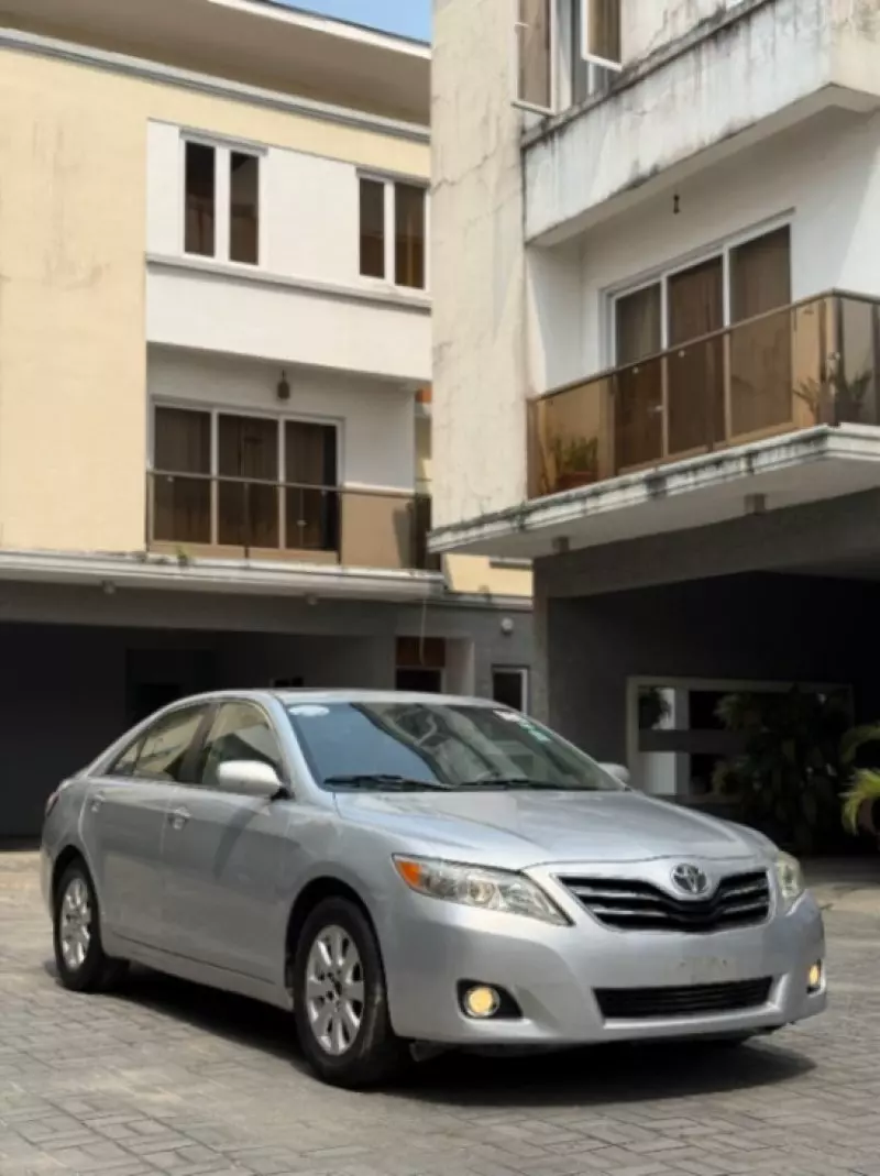 Toyota Camry - 2007