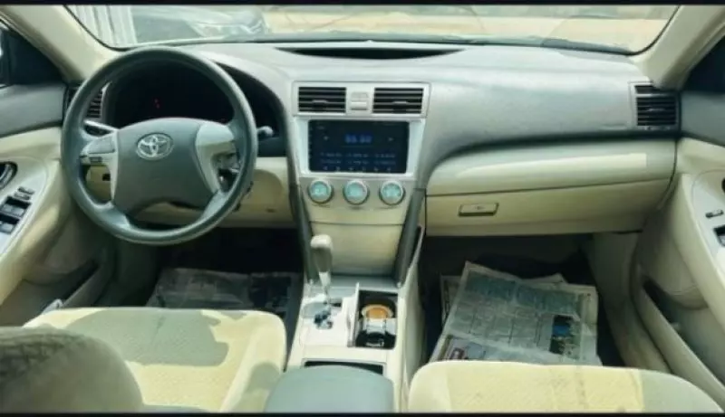 Toyota Camry   - 2008