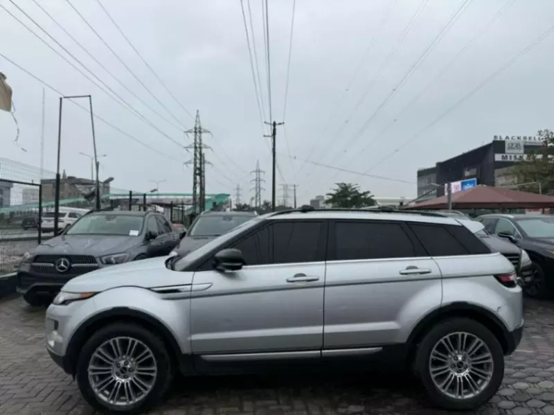 Land Rover Range Rover - 2012