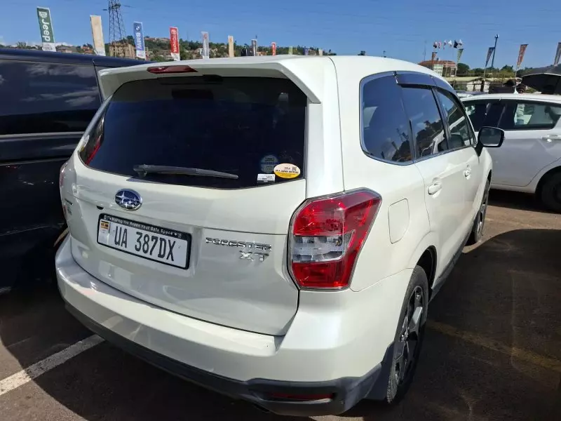 Subaru Forester   - 2014