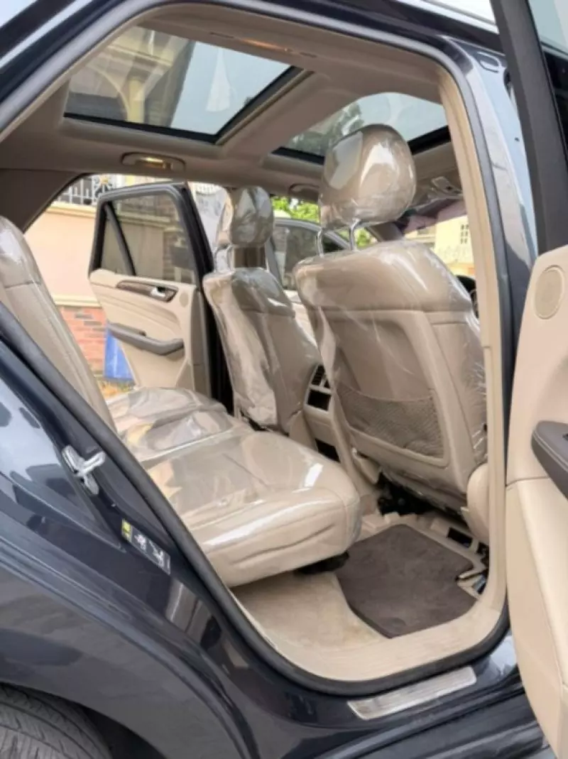 Mercedes-Benz ML-Class   - 2013