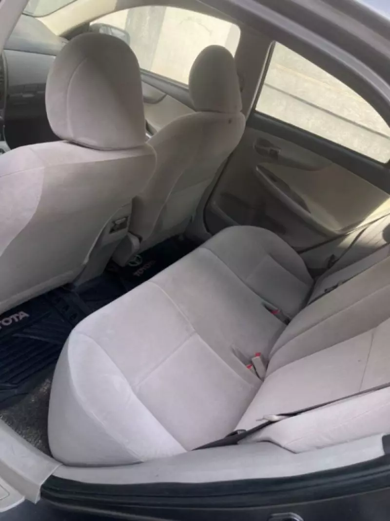 Toyota Corolla   - 2011