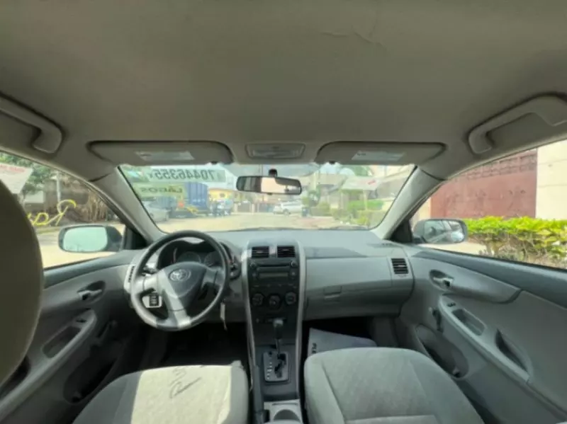 Toyota Corolla - 2010