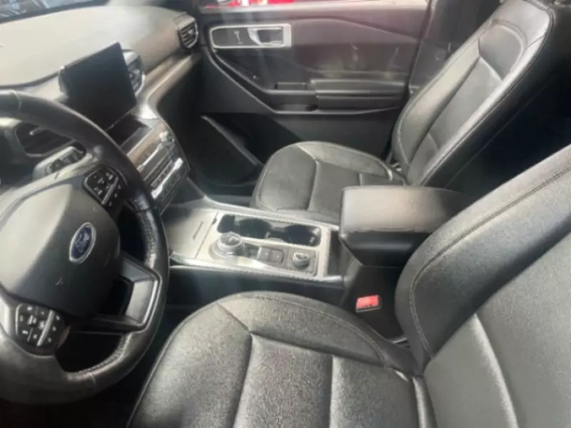 Ford Explorer   - 2020