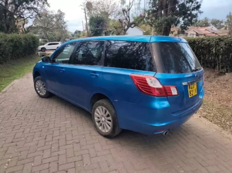 Subaru Exiga    - 2008